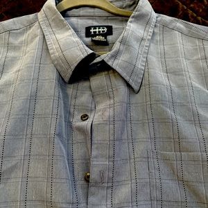 Men’s 3XLT dress shirt by Harbor Bay.